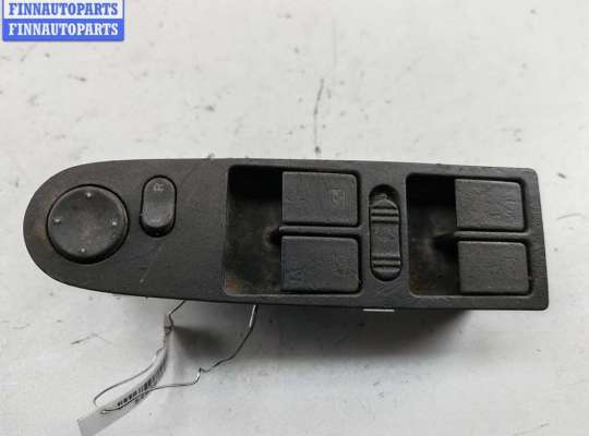 купить Блок кнопок управления стеклоподъемниками на Opel Omega B (1994-2003)