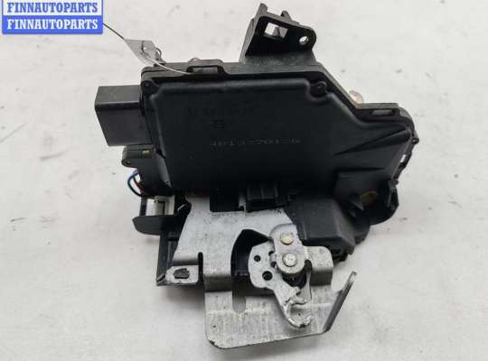 купить Замок двери передней левой на Audi A4 B6 (2001-2004)