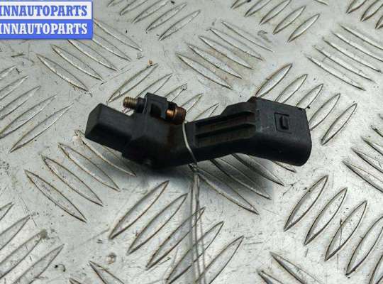 купить Датчик положения коленвала на Volkswagen Golf-5
