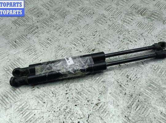 купить Амортизатор капота на BMW X5 E53 (1999-2006)