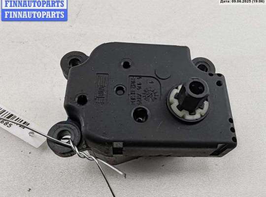 Моторчик заслонки отопителя OP2206919 на Opel Zafira A (1999-2005)