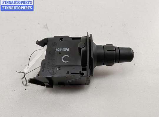 купить Переключатель поворотов на Renault Scenic II (2003-2009)