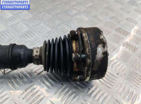 Приводной вал (Полуось в сборе) на Volkswagen Golf VI (5K)