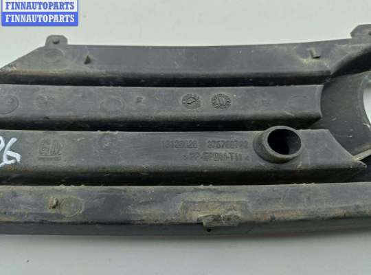 купить Рамка фары противотуманной правой на Opel Astra H (2004-2009)