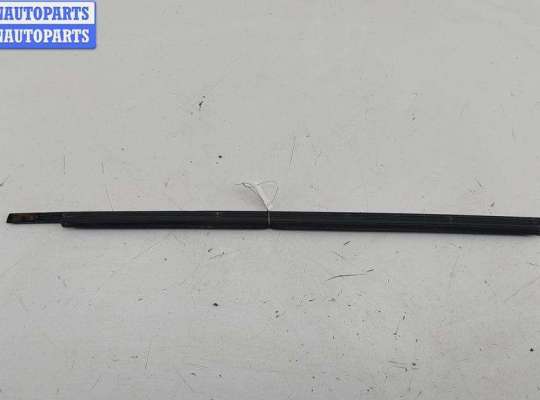 купить Молдинг стекла двери передней правой наружный на Opel Zafira A (1999-2005)