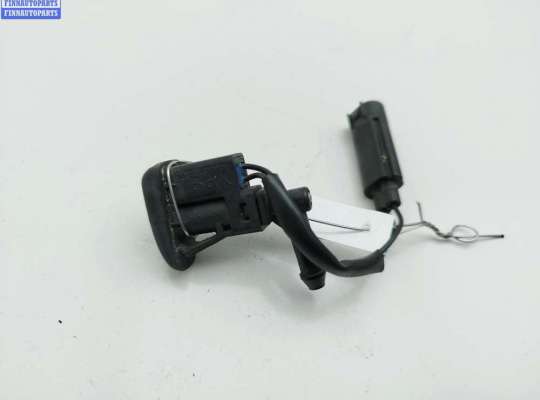 Купить Форсунка омывателя на BMW 3 E46 (1998-2006) Форсунка омывателя BM3495629 на BMW 3 E46 (1998-2006)