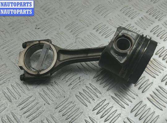 Поршневая группа (поршень, шатун) на Volkswagen Passat B7 (36)