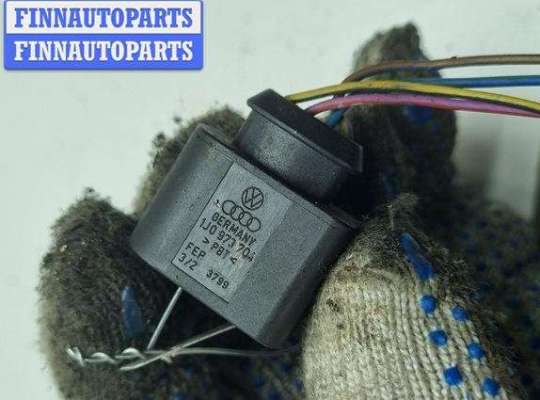 купить Разъем (фишка) проводки на Volkswagen Golf-4