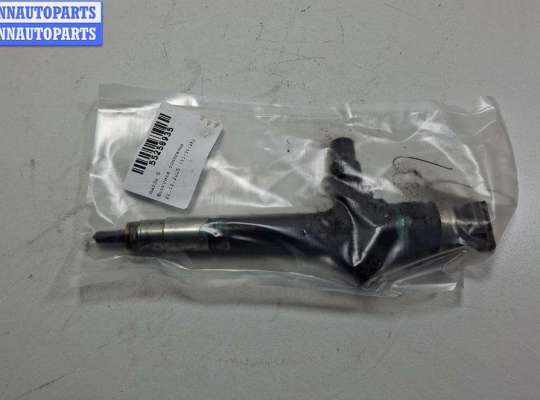 Форсунка топливная MZ640976 на Mazda 5