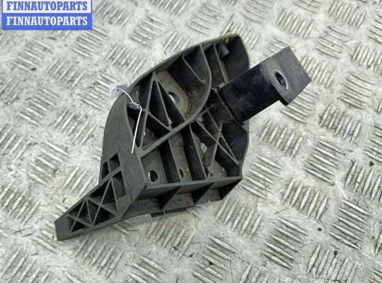 купить Кронштейн бампера переднего на Audi A6 C5 (1997-2005)