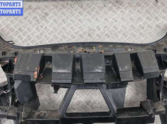 купить Рамка передняя (панель кузовная, телевизор) на Renault Scenic II (2003-2009)