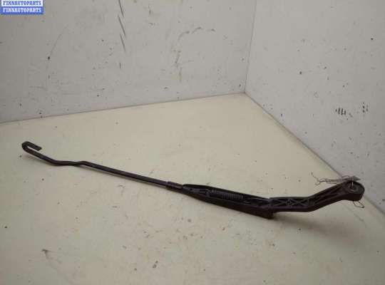купить Щеткодержатель (поводок стеклоочистителя) передний на Volvo S40 / V40 (1995-2004)