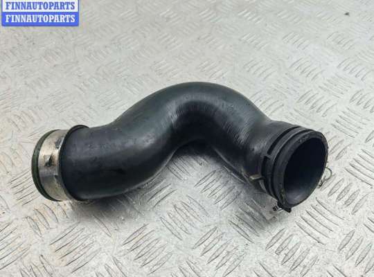 купить Патрубок интеркулера на Volkswagen Passat B6