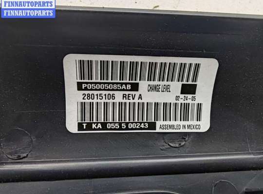 купить Рамка магнитолы на Chrysler Voyager (2001-2007)