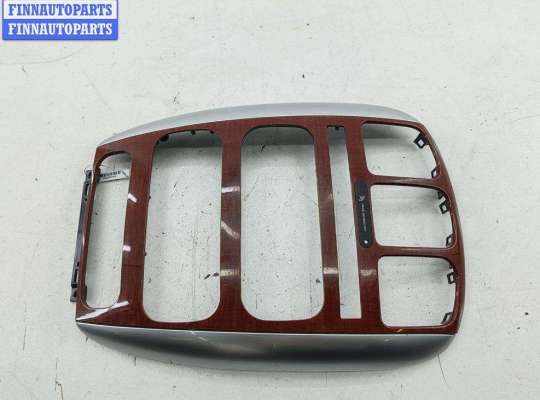 Рамка магнитолы CRN3604 на Chrysler Voyager (2001-2007)