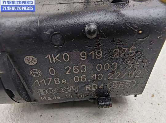 купить Датчик парковки (парктроник) задний на Volkswagen Golf-5