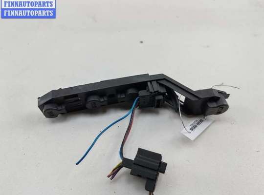 купить Плата фонаря заднего правого на Renault Megane II (2002-2008)