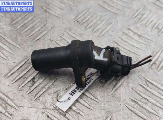 купить Датчик положения коленвала на Chrysler Voyager (2001-2007)