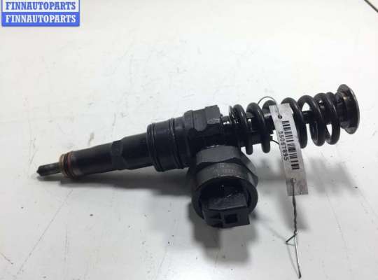 Форсунка топливная VG2435039 на Volkswagen Golf-4