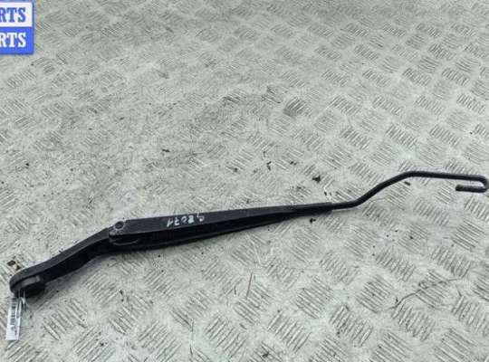 купить Щеткодержатель (поводок стеклоочистителя) передний на Nissan Note