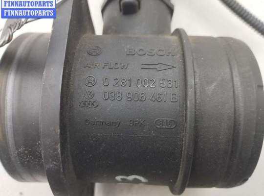 Датчик расхода воздуха (ДМРВ) на Volkswagen Caddy III (2K)