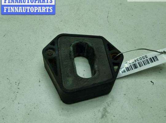 Кронштейн радиатора SK437355 на Skoda Octavia mk1 (A4)