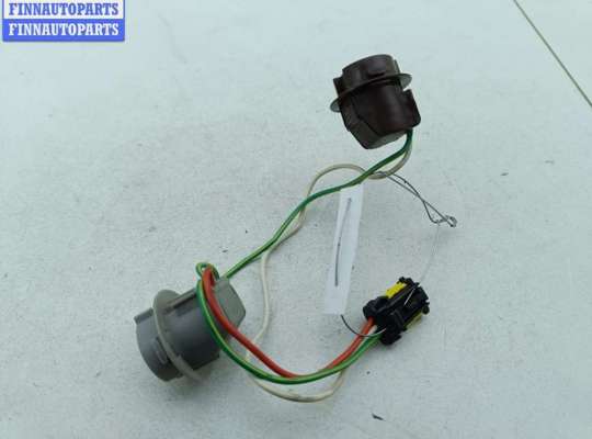 купить Патрон лампы фонаря на Peugeot 607