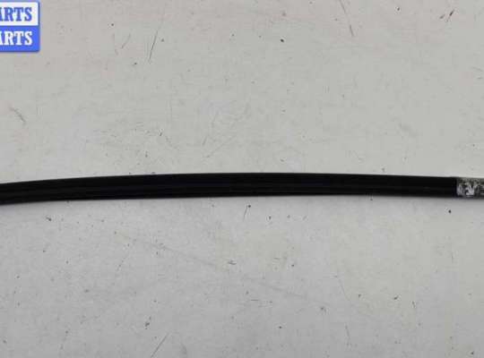 купить Молдинг стекла двери передней левой наружный на Opel Astra H (2004-2009)