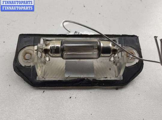 Планка подсветки номера на Volkswagen Passat B5 (3B)