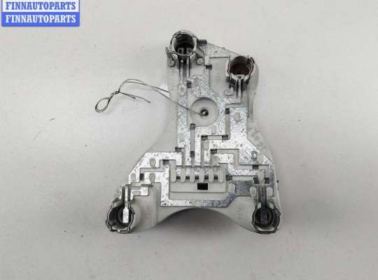 купить Плата фонаря заднего правого на Mitsubishi Carisma