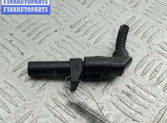 Купить Датчик положения коленвала на Mercedes C-Class W203 (2000-2006) Датчик положения коленвала MB1612708 на Mercedes C-Class W203 (2000-2006)