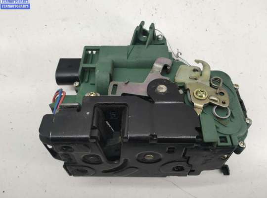 купить Замок двери передней правой на Volkswagen Passat B5+ (GP)