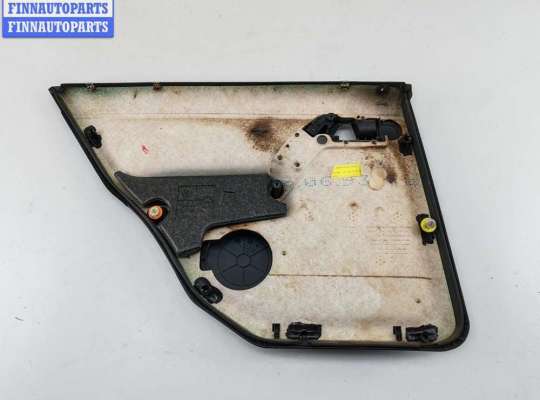 купить Обшивка двери задней правой (дверная карта) на Volkswagen Golf-3