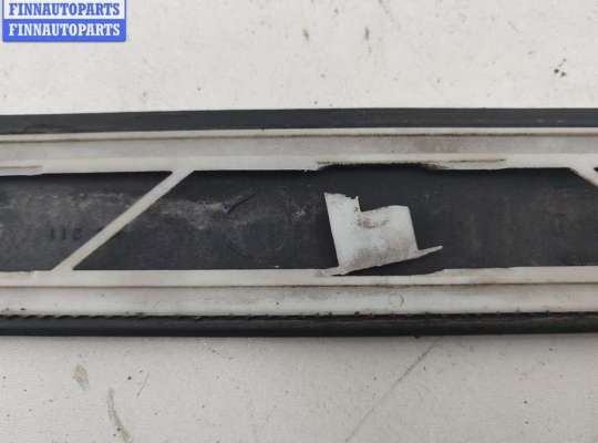 Молдинг на Peugeot 607