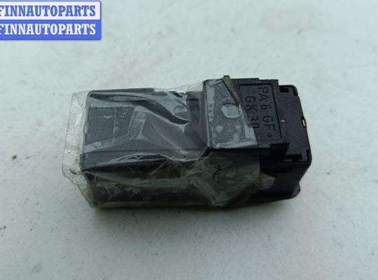 купить Кнопка люка на BMW 3 E46 (1998-2006)