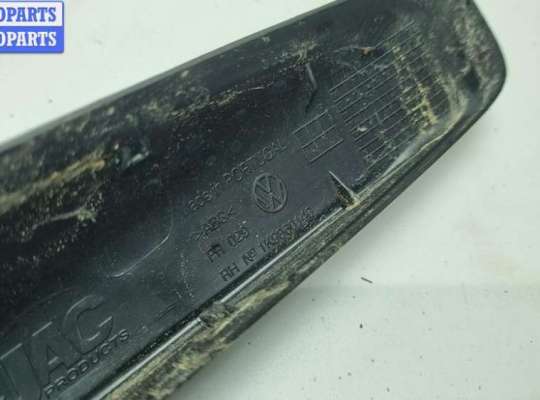 купить Накладка (заглушка) рейлинга на Volkswagen Golf-5