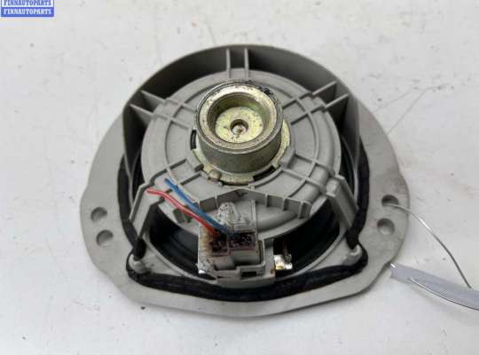 купить Динамик двери задней правой на Subaru Impreza