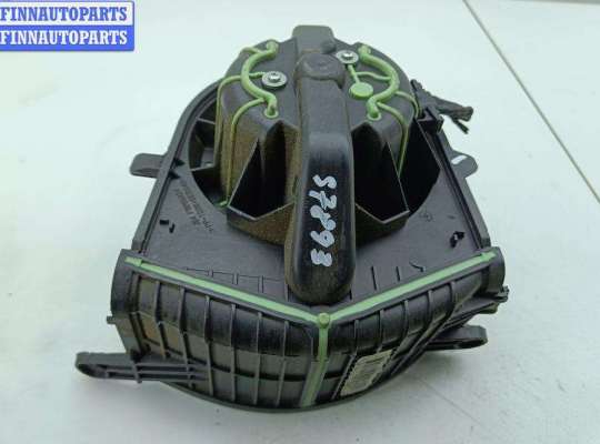 купить Двигатель отопителя (моторчик печки) на Renault Scenic II (2003-2009)