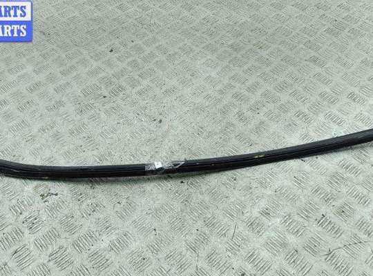 купить Молдинг лобового стекла на Audi Q7 4L (2005-2015)