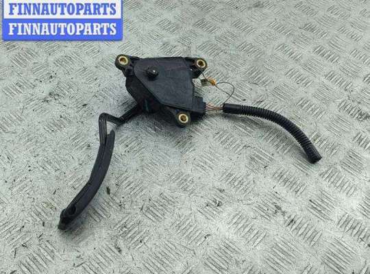 Купить Педаль газа на Renault Scenic II (2003-2009) Педаль газа RN1526921 на Renault Scenic II (2003-2009)