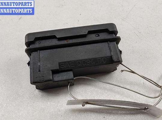 купить Кнопка аварийной сигнализации (аварийки) на BMW 5 E39 (1995-2003)