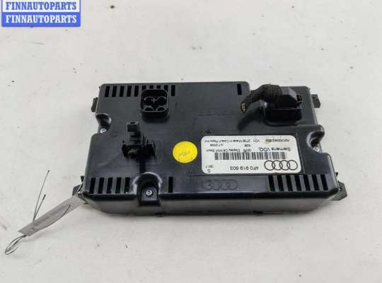 Дисплей бортового компьютера на Audi A6 (C6)