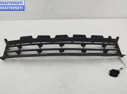 Купить Решётка (заглушка) в бампер на Renault Megane II (2002-2008) Решётка (заглушка) в бампер RN1569214 на Renault Megane II (2002-2008)