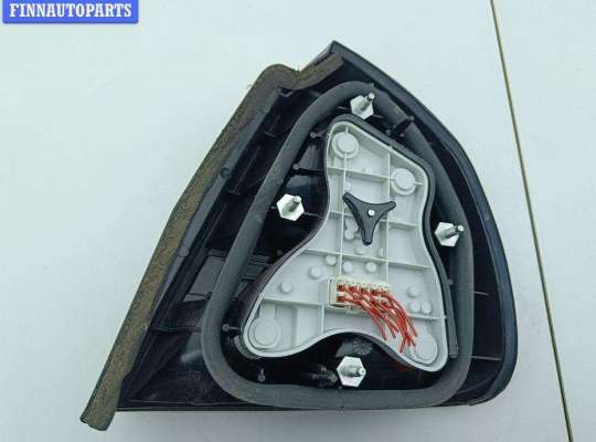 купить Фонарь задний левый на Mitsubishi Carisma