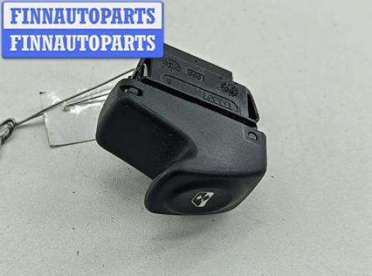 Кнопка стеклоподъемника заднего левого RN1572566 на Dacia (Renault) Logan