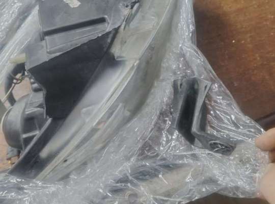 Фара передняя