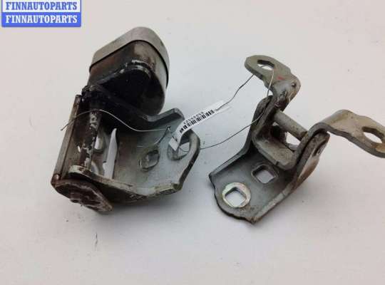 Петля двери передней правой RN1602920 на Renault Scenic II (2003-2009)