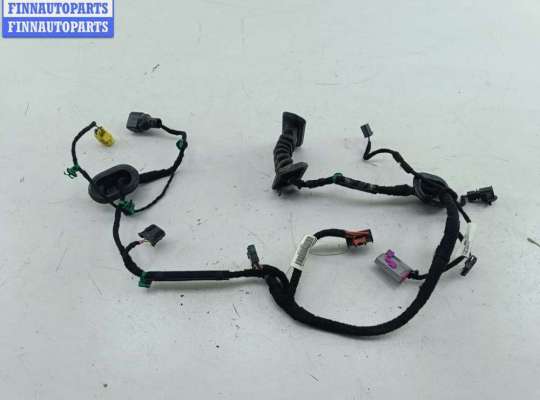 купить Проводка двери на Volkswagen Golf-5