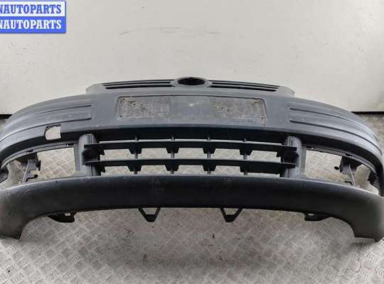 Бампер передний VG2708037 на Volkswagen Caddy (2004-2010)