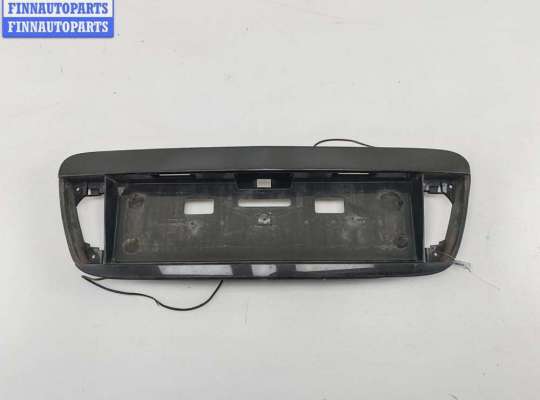 купить Накладка подсветки номера на Nissan Primera P12 (2002-2008)